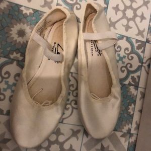 Satin White Ballet Shoes Size 7 Made in Brazil